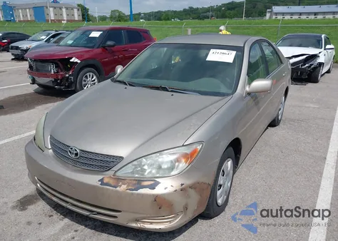 2003 Toyota Camry Le/Xle/Se z USA, uszkodzony, nr VIN 4T1BE32K13U243738